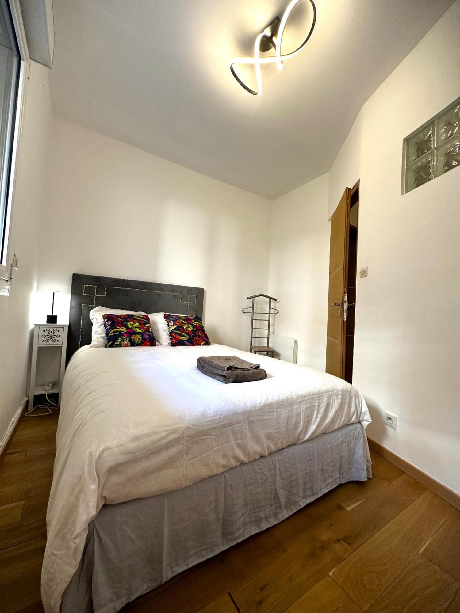 Arena Center Town Apartment Reims Ngoại thất bức ảnh